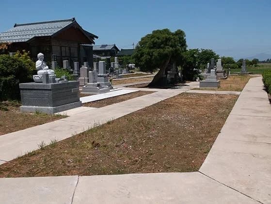 杉之森薬師霊園