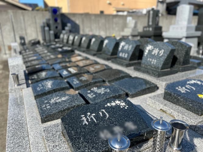 宗教法人 迎西寺 牧野金屋墓苑