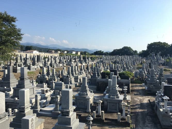 魚津市営 宮津霊園