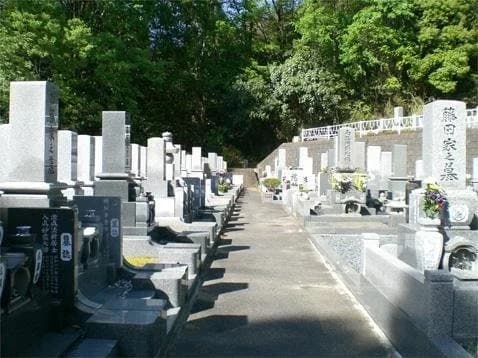 常徳寺泊山墓苑