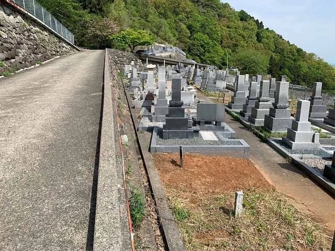 深谷霊園