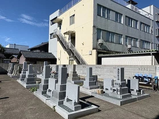 清光寺墓地