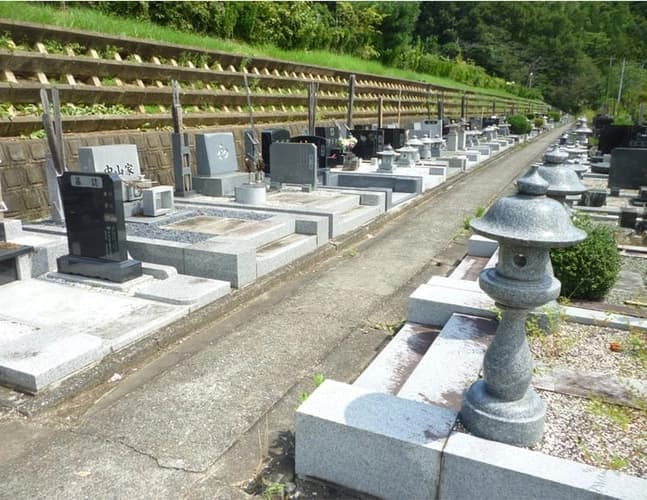 甲府市営 つつじが崎霊園