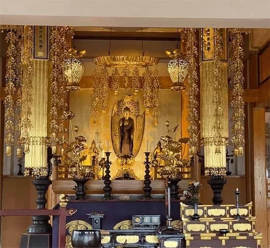 リーフログ山梨樹木葬墓苑