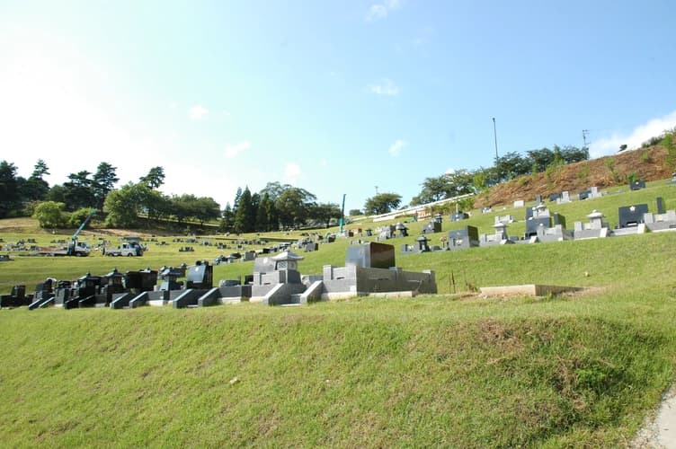 松本市営 中山霊園