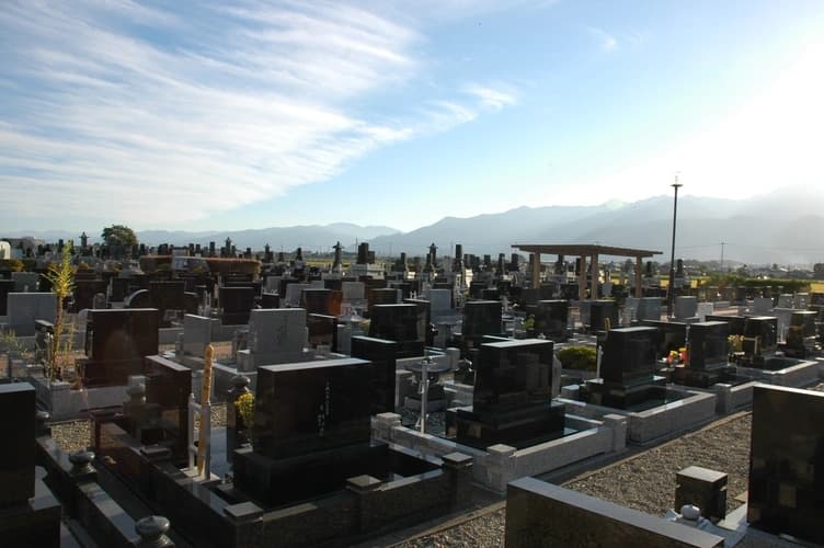 安曇野市営 上沢霊園