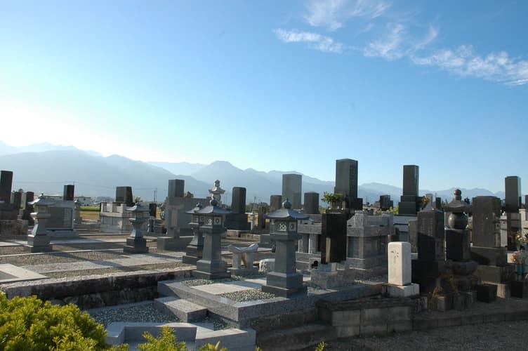 安曇野市営 上沢霊園