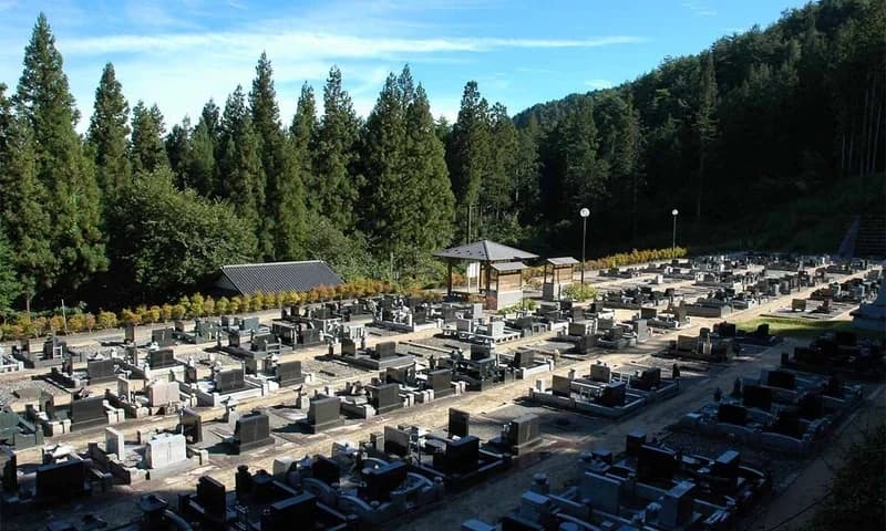 安曇野市営 堀金霊園
