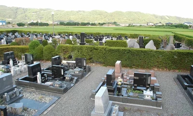 安曇野市営 飯田霊園
