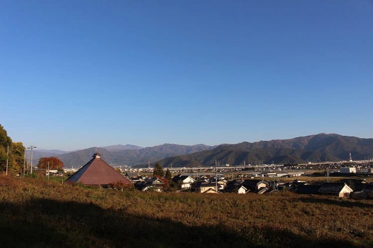真蔵寺墓地