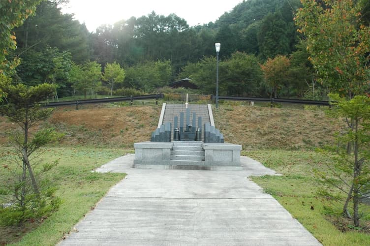 山形村営 なろう原霊園