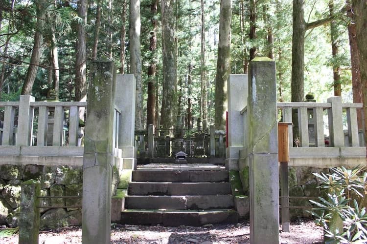 長谷寺墓地