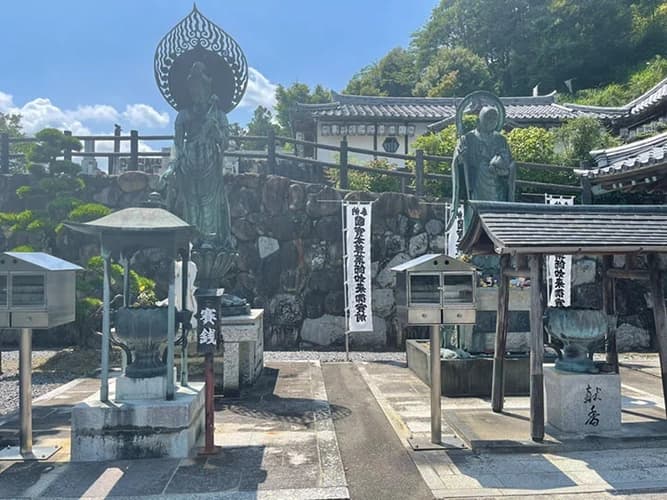 国分寺 のうこつぼ