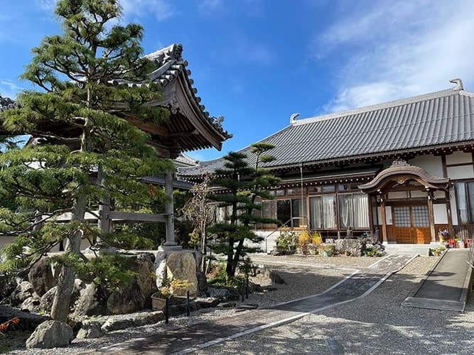 玉泉寺 のうこつぼ
