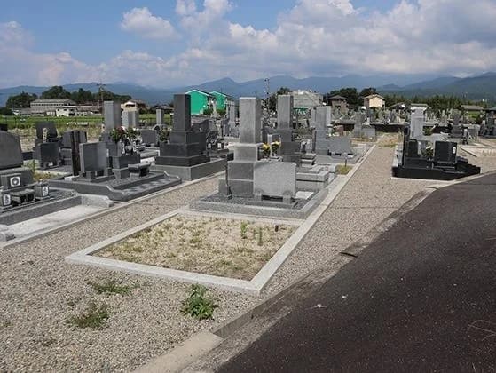 中津川市営 駒場青木墓地