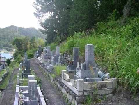 洞泉寺霊園