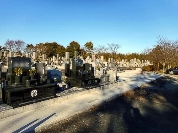 春林院霊園