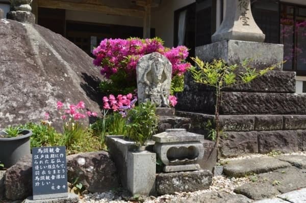 龍音寺墓地