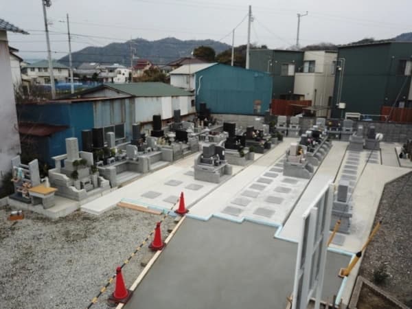 しもかぬき墓苑