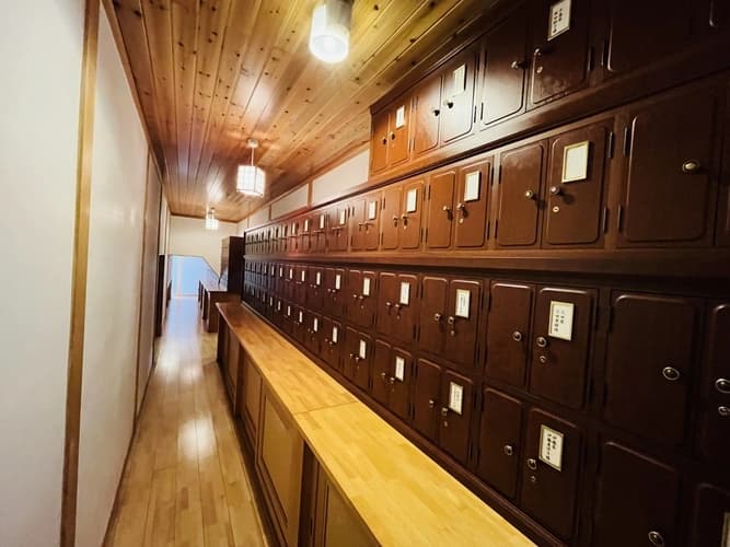 飛島 善光寺 堂内納骨堂