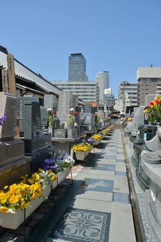 平坦な通路