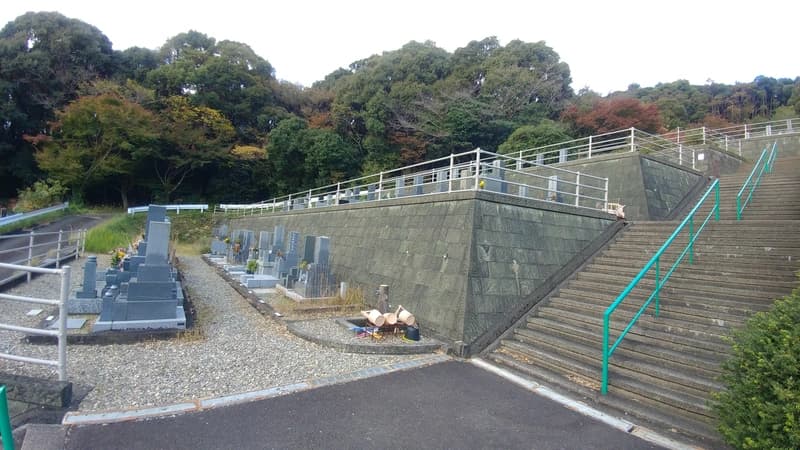 豊川市御油墓園