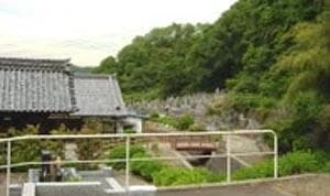 大泉寺墓苑