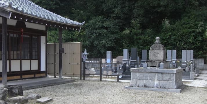 境内