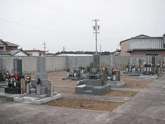 東光寺墓苑