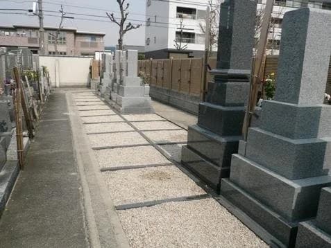 楽音寺墓苑