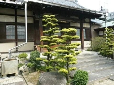 楽音寺墓苑