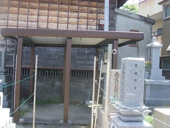 照円寺墓地