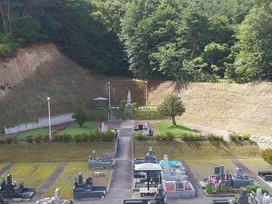 千代鶴霊苑 樹木葬・共同墓地