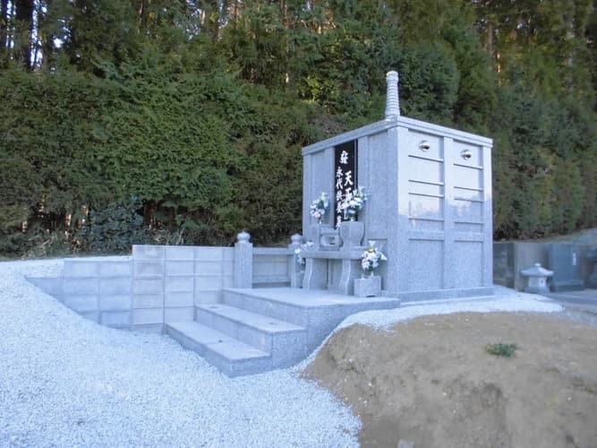柏崎共同墓地 天王院永代供養墓