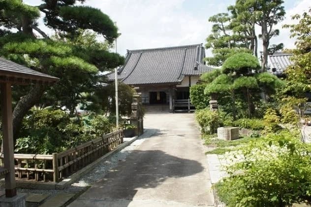 岩誓寺墓苑
