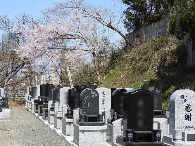 大満寺墓苑 永代供養付き墓地・樹木葬