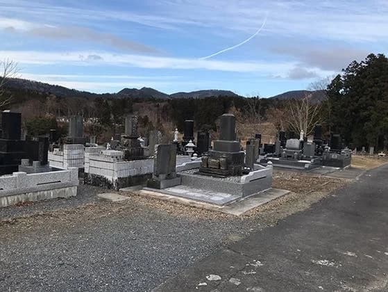 十八成共同墓地