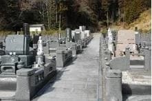 薬師の杜公苑墓地