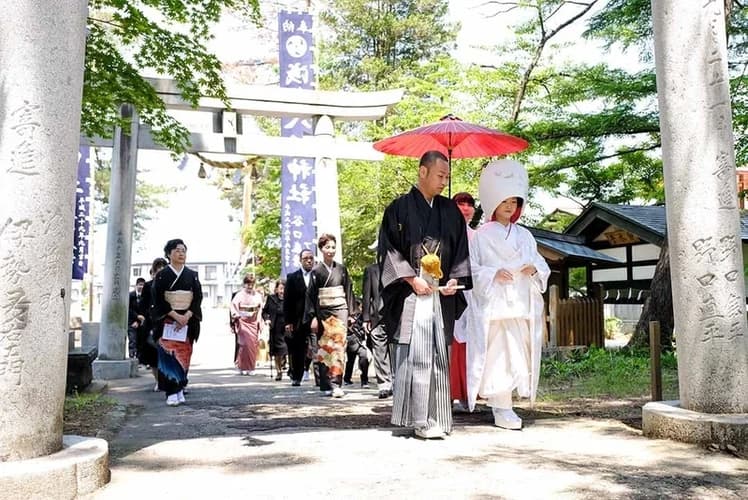 浅舞八幡神社墓苑