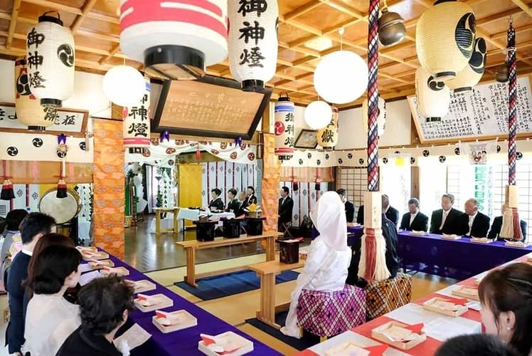 浅舞八幡神社墓苑