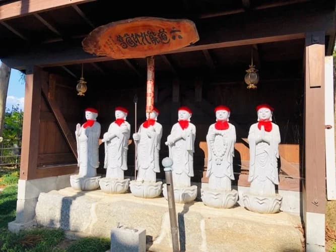 天澤寺  のうこつぼ