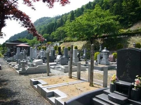山寺霊園