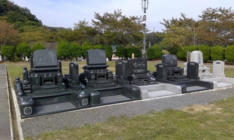 観櫻墓苑