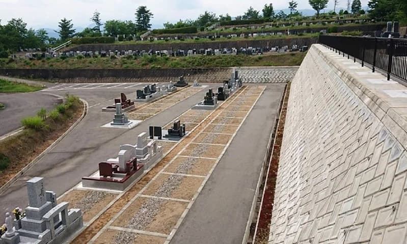 喜多方市営 上ノ山墓地公園