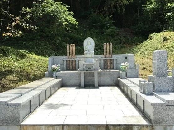 真浄院霊園