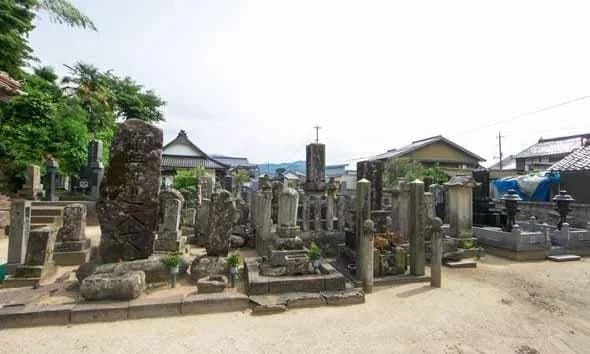 本立寺墓地