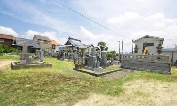長栄寺墓地