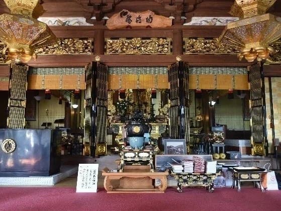 慧日山 萬泉寺 永代合葬墓「とわの碑（いしぶみ）」