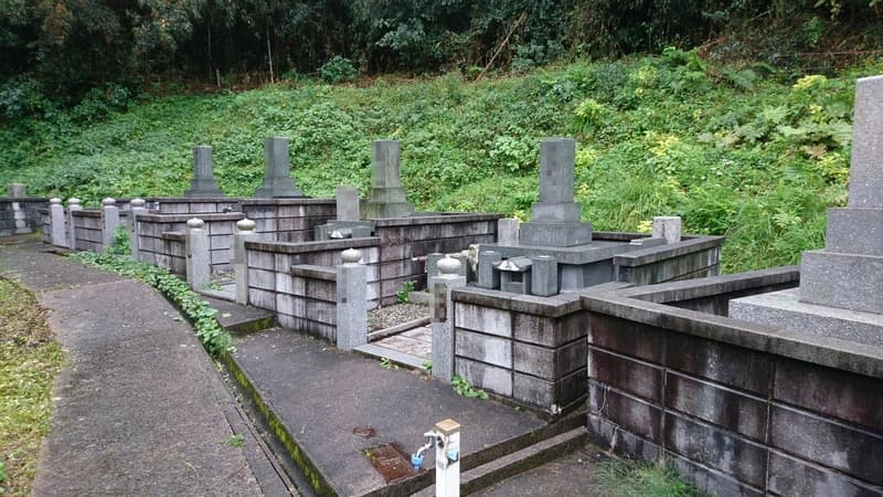 益田市営 梨の木墓地公園