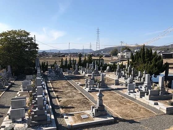 白石太陽霊園
